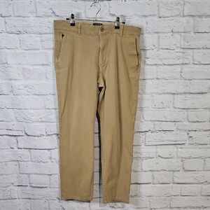 Dockers Men's Khaki Chinos